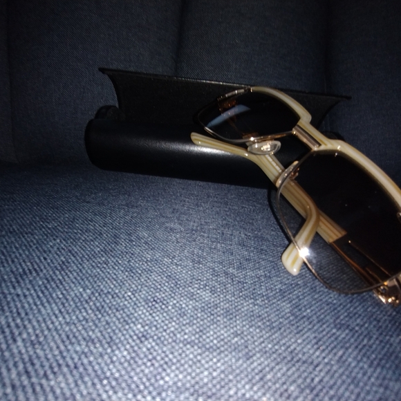 CAZAL UNISEX SUNGLASSES... - Picture 2 of 16